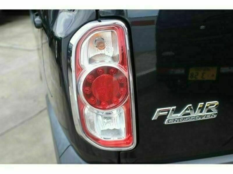 FLAIR CROSSOVER