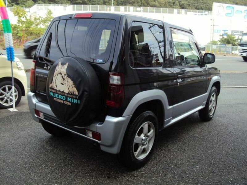 PAJERO MINI-6