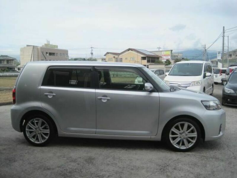 COROLLA RUMION