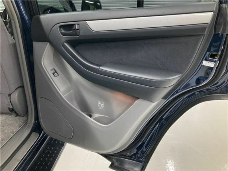 HILUX SURF