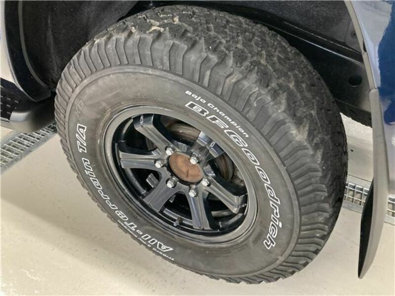 HILUX SURF