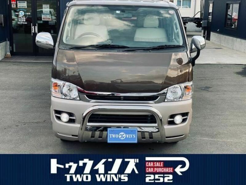 HIACE