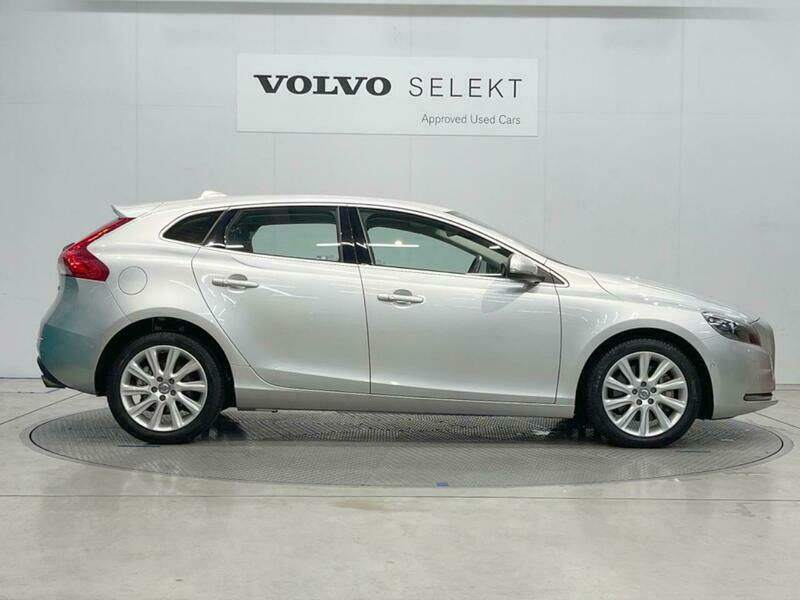V40