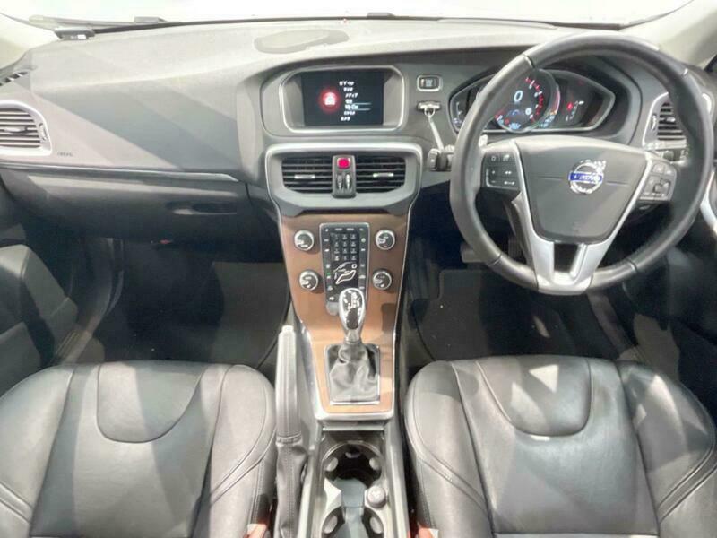 V40