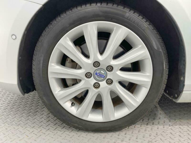 V40