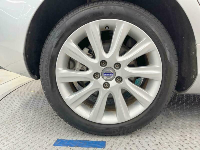 V40