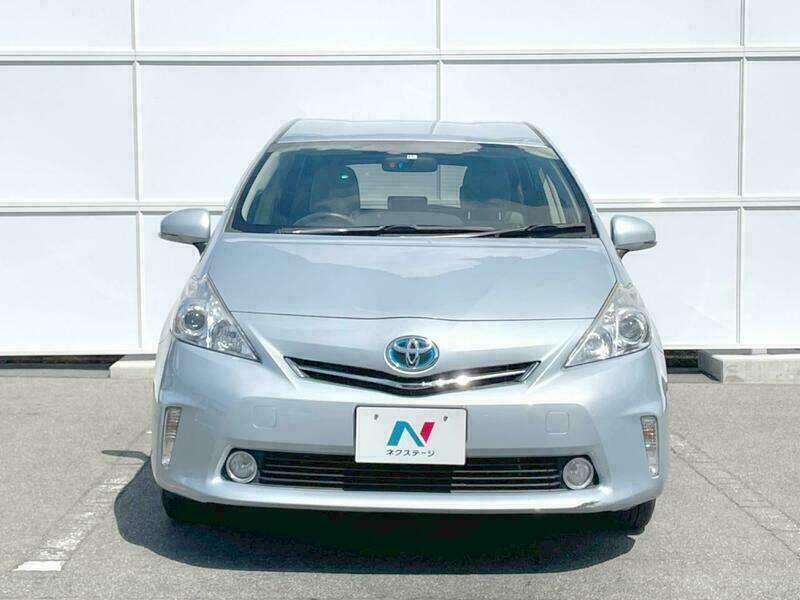 PRIUS ALPHA
