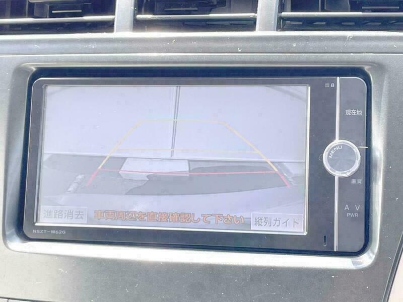 PRIUS ALPHA