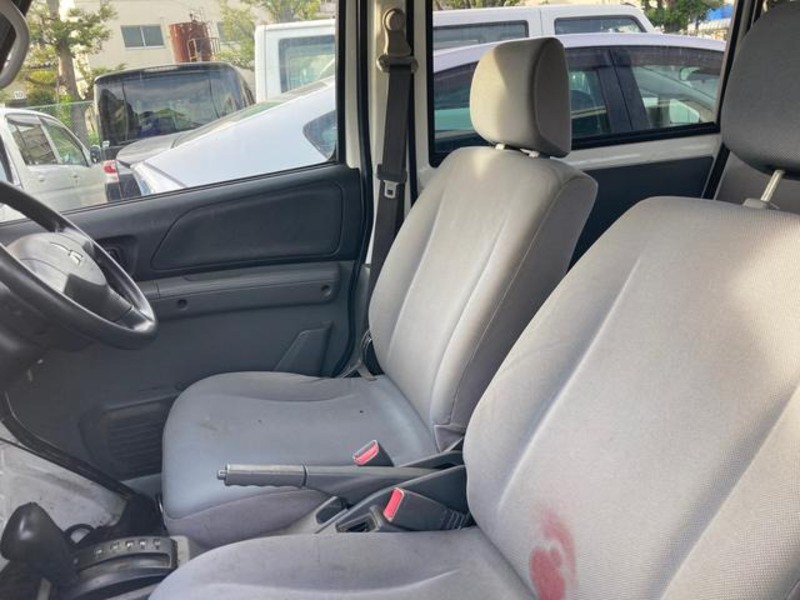 MINICAB VAN