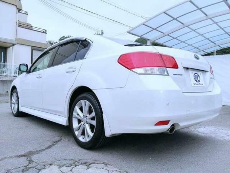 LEGACY B4
