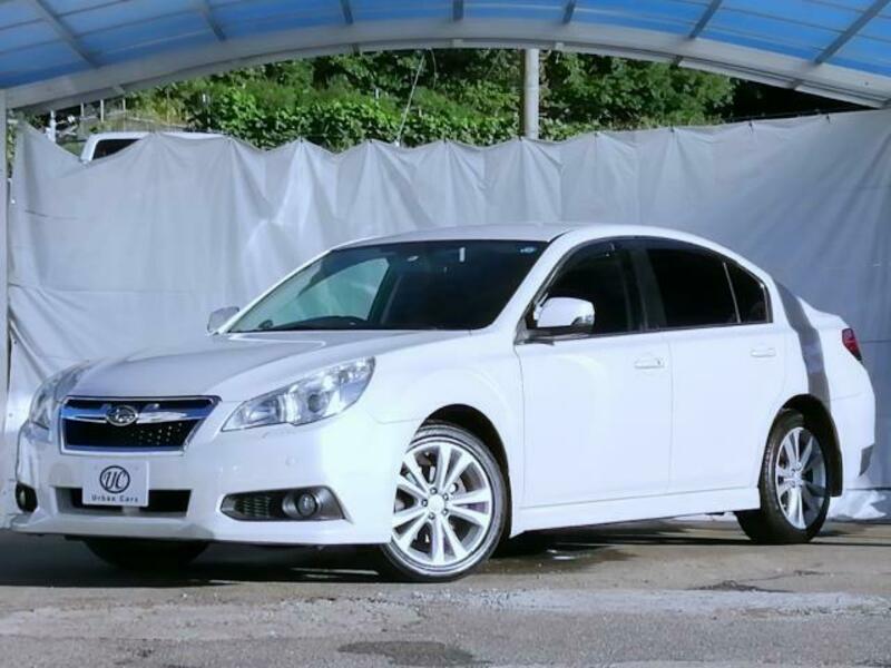 SUBARU　LEGACY B4