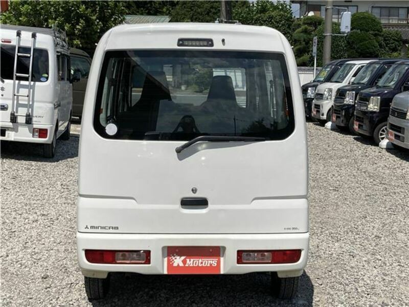 MINICAB VAN