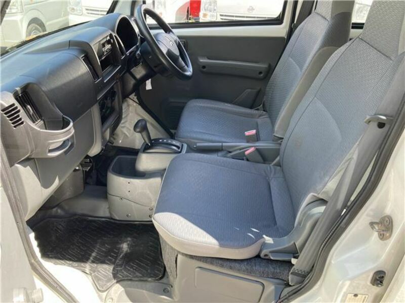 MINICAB VAN