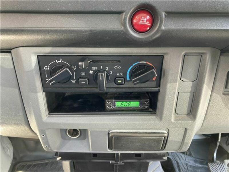 MINICAB VAN