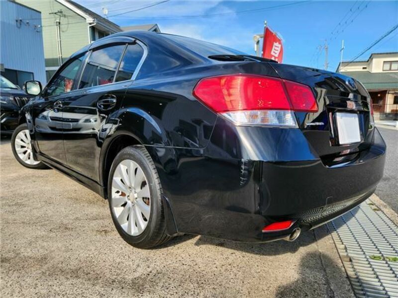 LEGACY B4