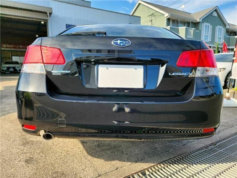 LEGACY B4