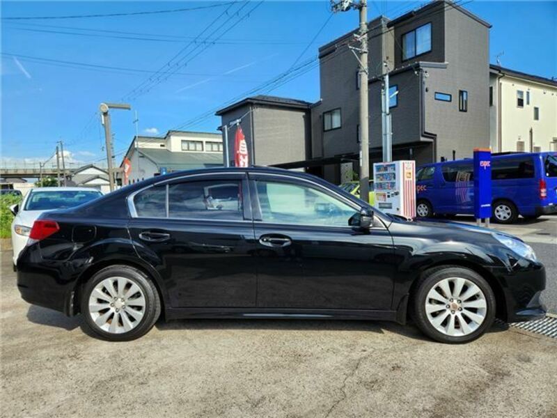 LEGACY B4