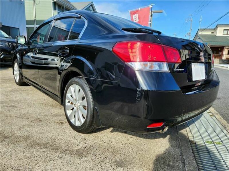 LEGACY B4