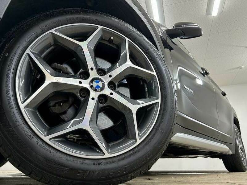 X1