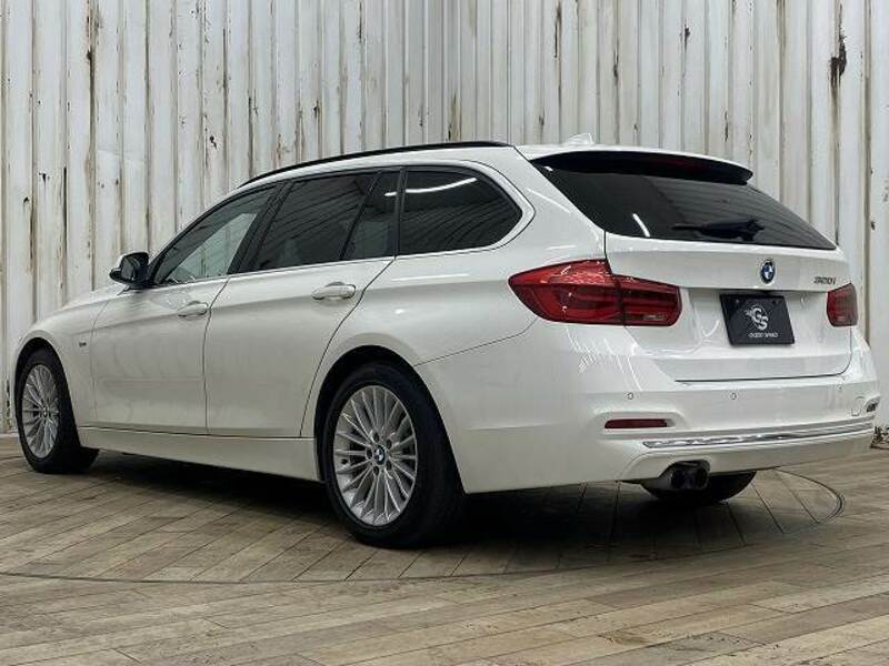 3 SERIES