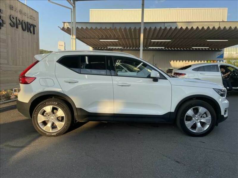XC40
