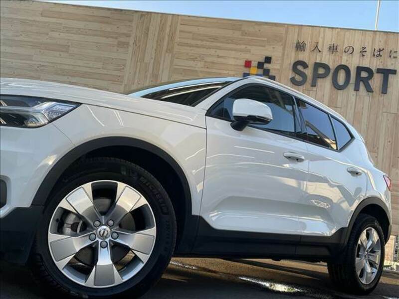 XC40