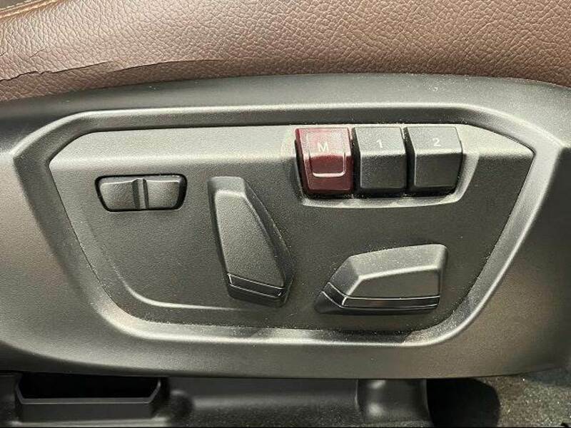 X4