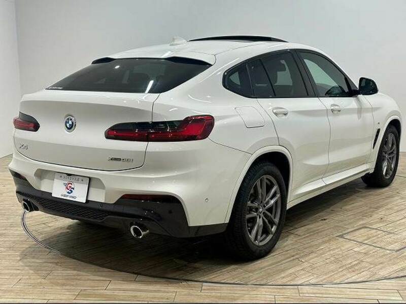 X4