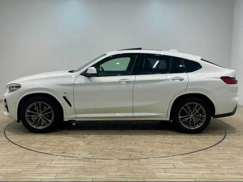 X4