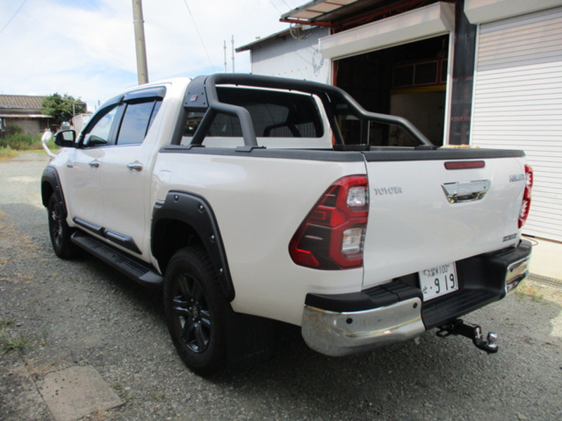 HILUX