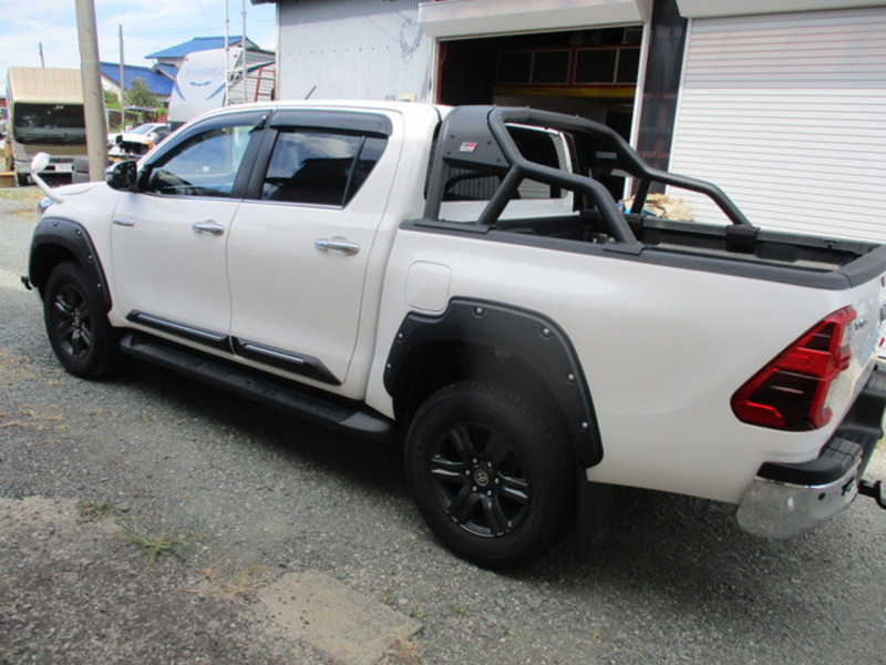 HILUX