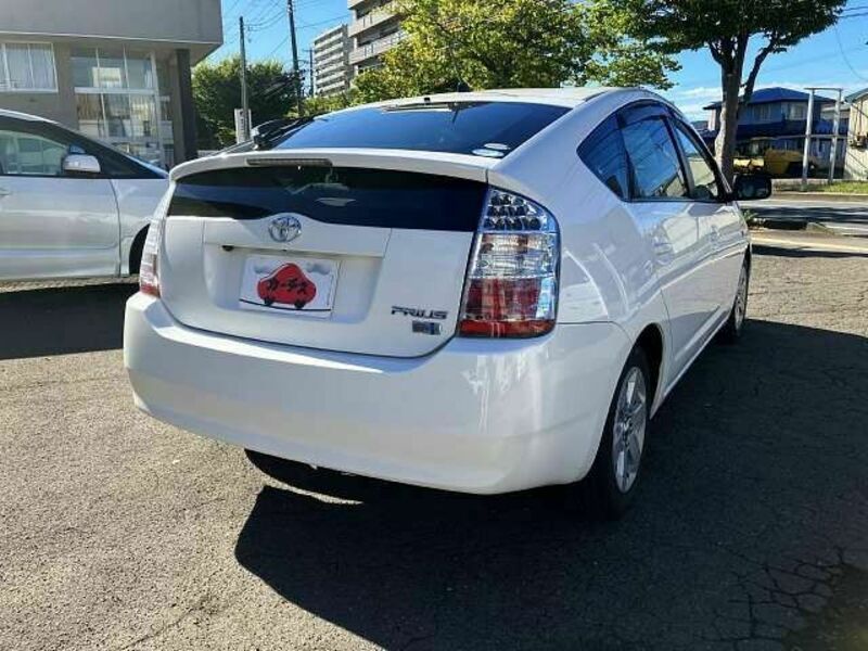 PRIUS-2