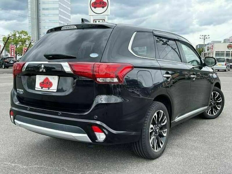 OUTLANDER PHEV