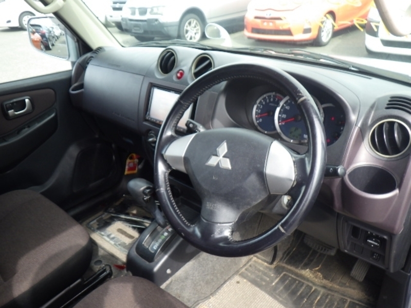 PAJERO MINI
