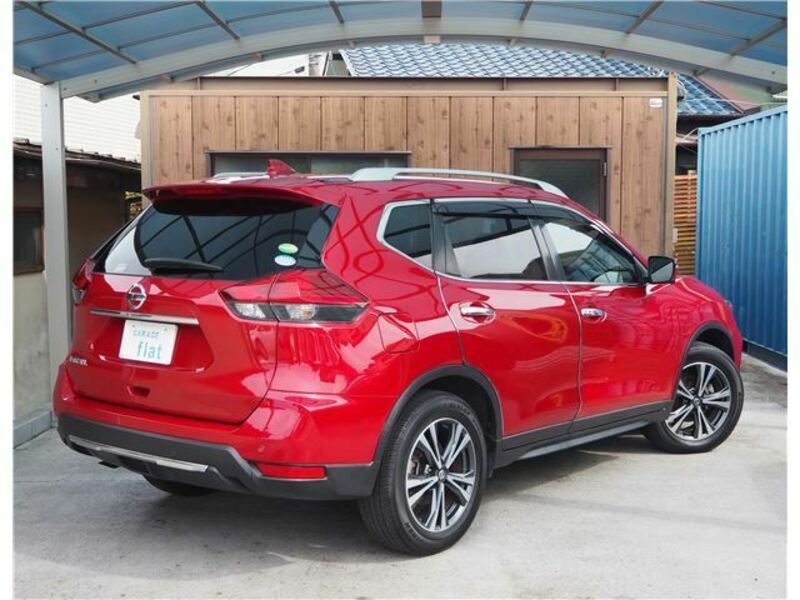 X-TRAIL-1