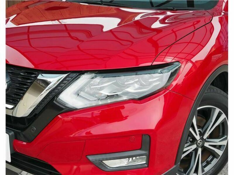 X-TRAIL-9