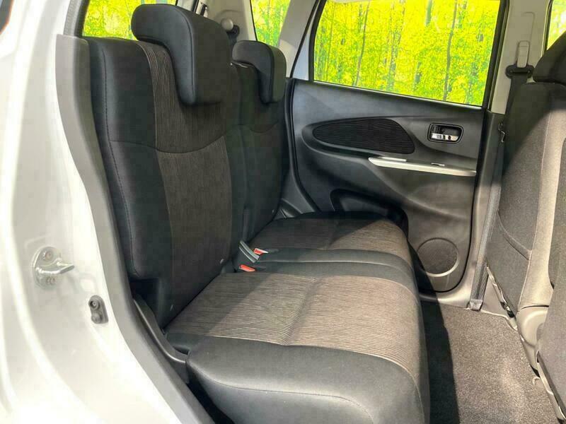EK CUSTOM