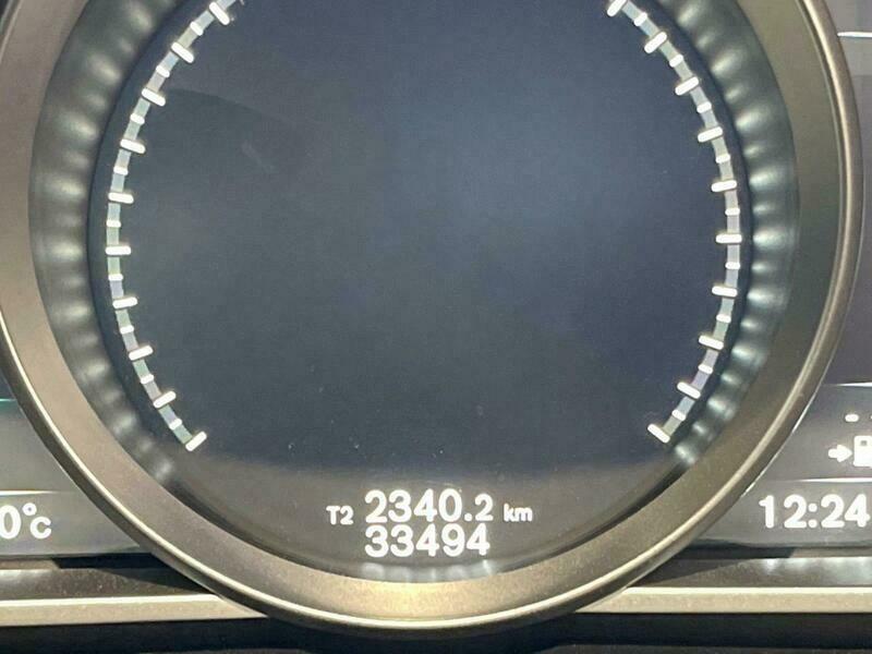 V40