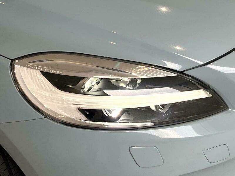 V40