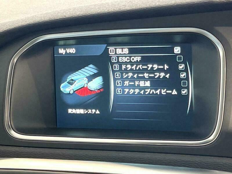 V40