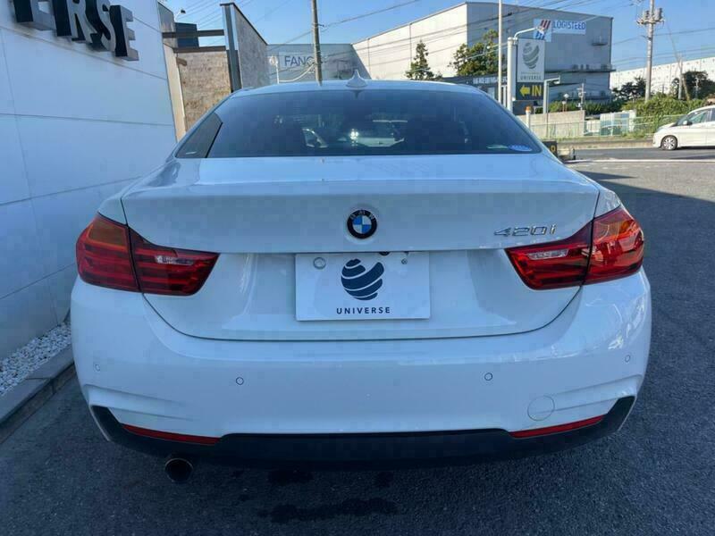 4 SERIES