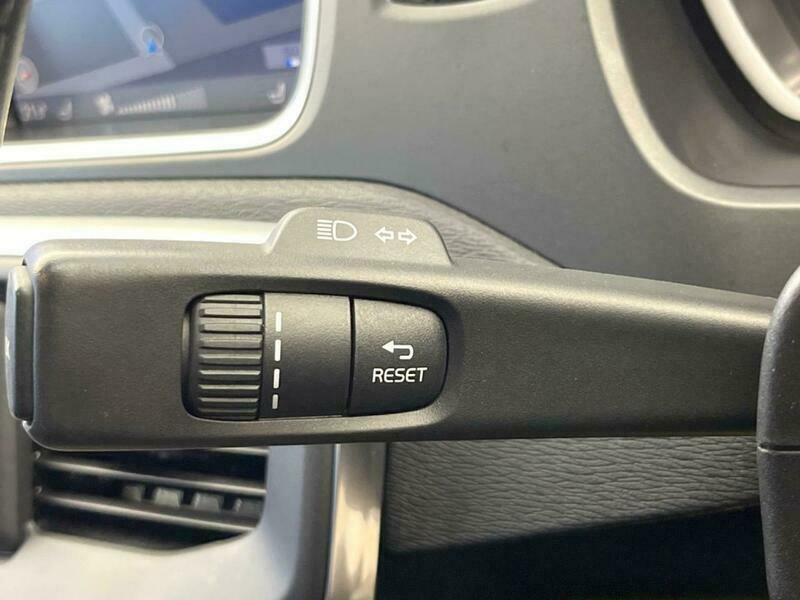 V40