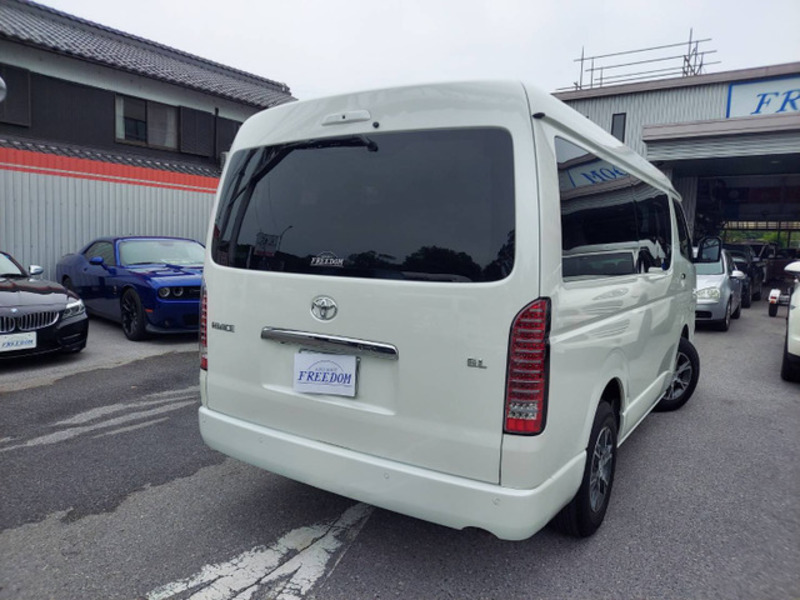 HIACE