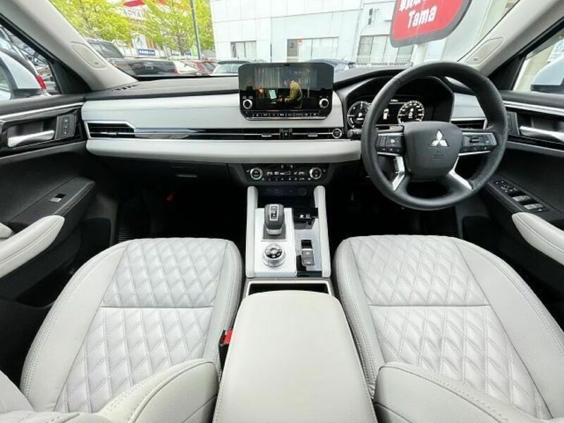 OUTLANDER PHEV