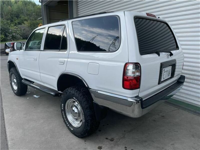 HILUX SURF