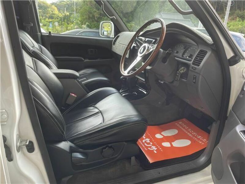 HILUX SURF