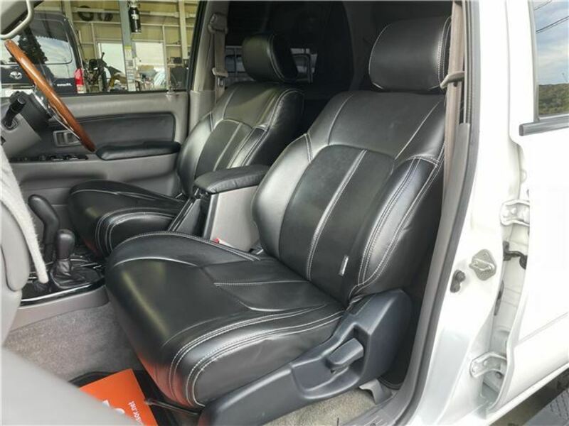 HILUX SURF
