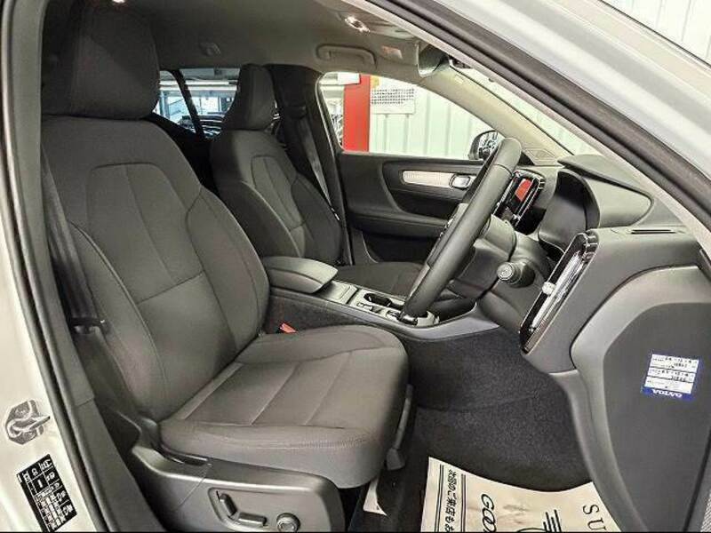 XC40