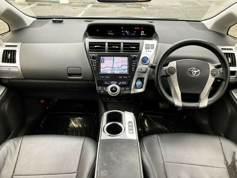 PRIUS ALPHA