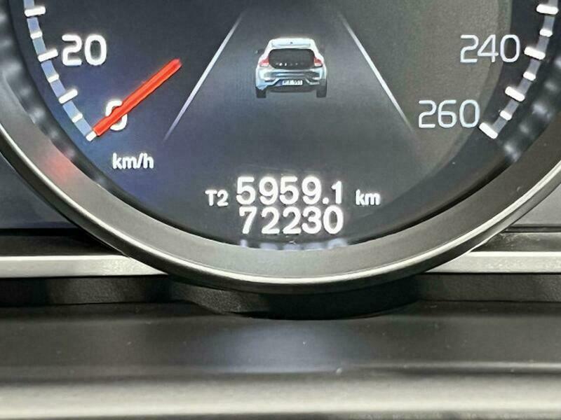 V40